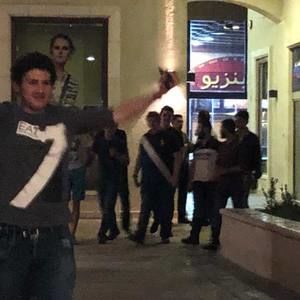 Meet your Posher, Adnan